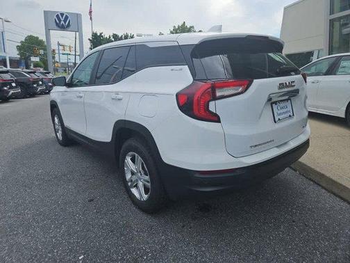 2022 GMC Terrain SLE