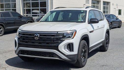 2025 Volkswagen Atlas 2.0T Peak Edition