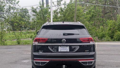2021 Volkswagen Atlas Cross Sport 3.6L V6 SE w/Technology R-Line