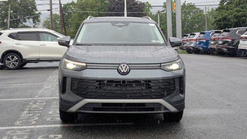 2025 Volkswagen Tiguan 2.0T SE 4MOTION