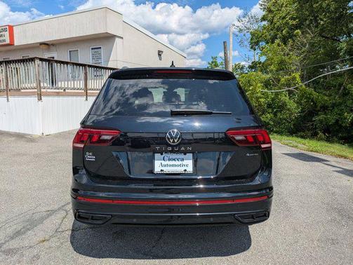 2022 Volkswagen Tiguan 2.0T SE R-Line Black 4MOTION