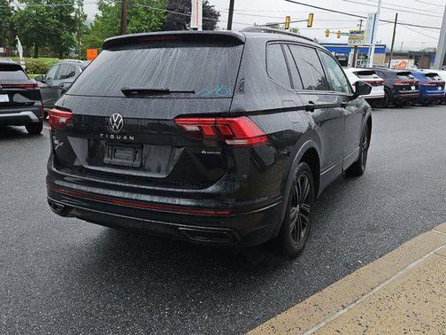 2022 Volkswagen Tiguan 2.0T SE R-Line Black 4MOTION