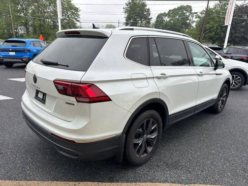 2023 Volkswagen Tiguan 2.0T SE 4MOTION
