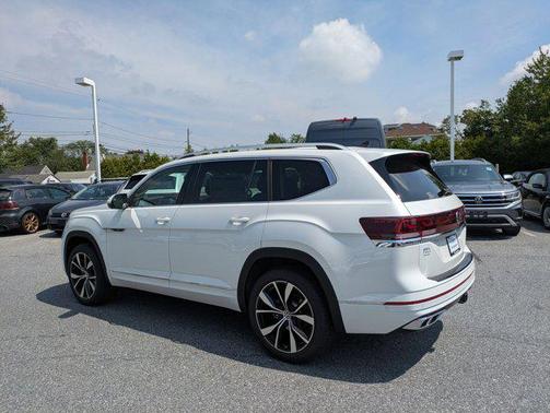 2025 Volkswagen Atlas 2.0T SEL Premium R-Line 4MOTION