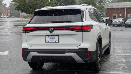 2025 Volkswagen Tiguan 2.0T SE