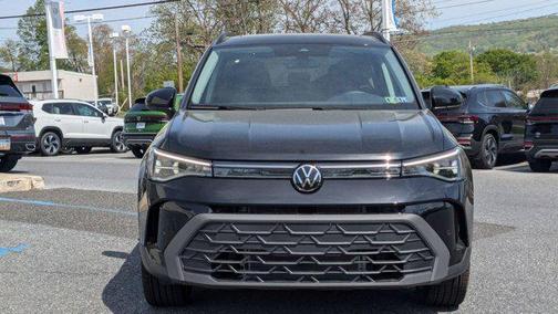 2025 Volkswagen Taos 1.5T SE Black