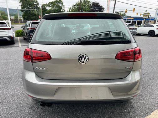 2017 Volkswagen Golf TSI Wolfsburg Edition 4-Door