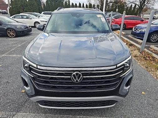 2024 Volkswagen Atlas 2.0T Peak Edition SE w/Technology