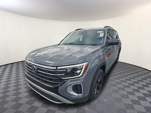 2024 Volkswagen Atlas 2.0T Peak Edition SE w/Technology