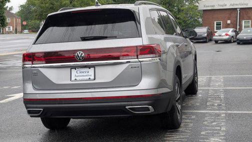 2025 Volkswagen Atlas 2.0T SE