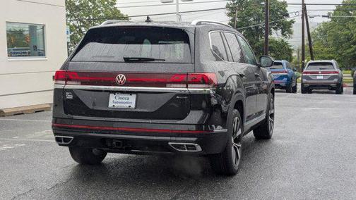 2025 Volkswagen Atlas 2.0T SEL Premium R-Line 4MOTION