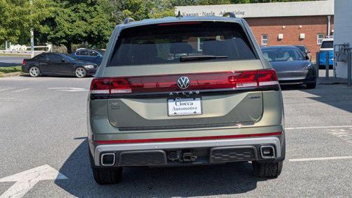 2025 Volkswagen Atlas 2.0T Peak Edition