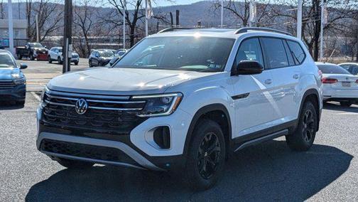 2025 Volkswagen Atlas 2.0T Peak Edition