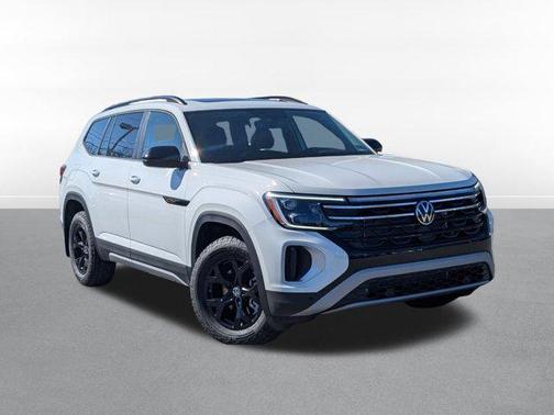 2025 Volkswagen Atlas 2.0T Peak Edition