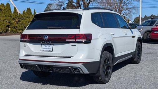 2025 Volkswagen Atlas 2.0T Peak Edition