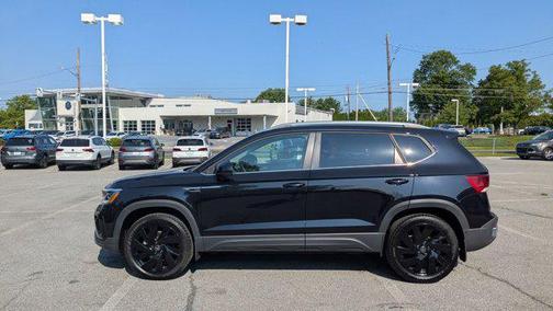 2024 Volkswagen Taos 1.5T SEL