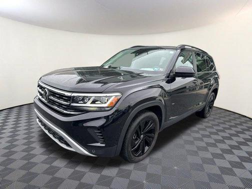 2022 Volkswagen Atlas 2.0T SE w/Technology 4MOTION