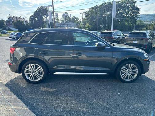 2019 Audi Q5 2.0T Premium Plus