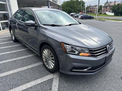 2017 Volkswagen Passat 1.8T SE