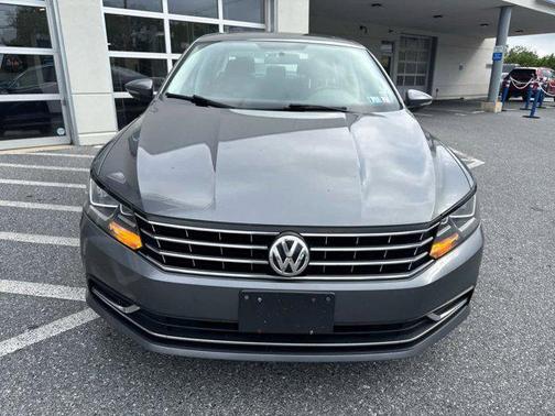 2017 Volkswagen Passat 1.8T SE
