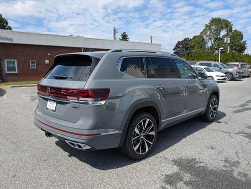 2025 Volkswagen Atlas 2.0T SEL Premium R-Line 4MOTION