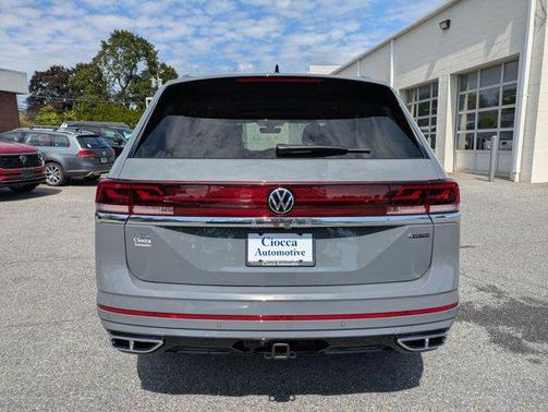 2025 Volkswagen Atlas 2.0T SEL Premium R-Line 4MOTION