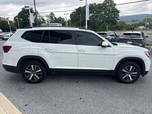 2022 Volkswagen Atlas 2.0T SE