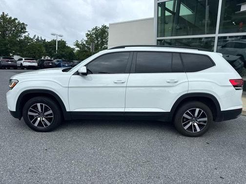 2022 Volkswagen Atlas 2.0T SE
