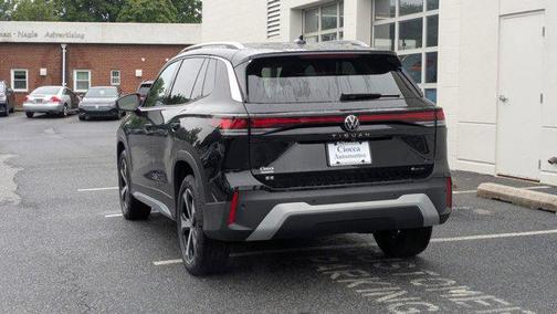 2025 Volkswagen Tiguan 2.0T SE 4MOTION