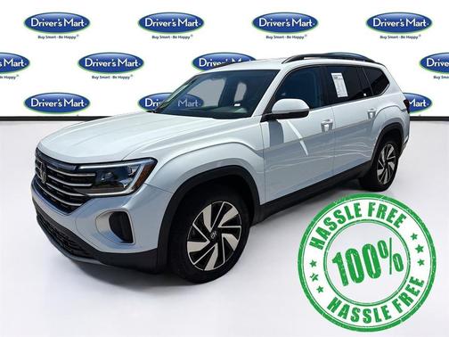 Pure White 2025 Volkswagen Atlas 2.0T SE w/Technology