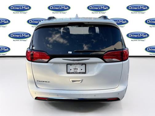 2018 Chrysler Pacifica Touring-L