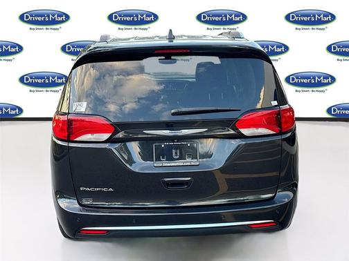 2018 Chrysler Pacifica Touring-L