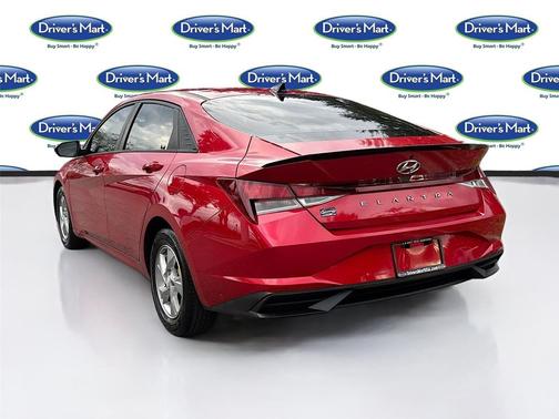 2021 Hyundai ELANTRA SE