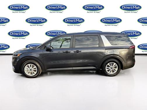 2022 Kia Carnival LXS