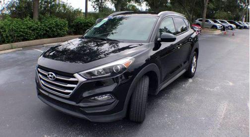 2017 Hyundai TUCSON SE