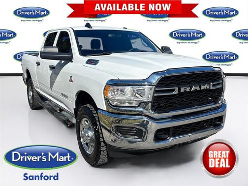 2022 RAM 2500 Tradesman Crew Cab 4x4 6'4' Box