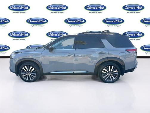 2022 Nissan Pathfinder Platinum 2WD