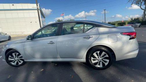 2021 Nissan Altima S FWD