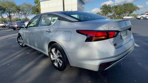 2021 Nissan Altima S FWD