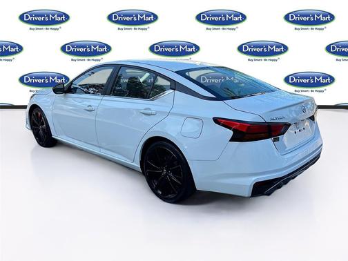 2022 Nissan Altima SR FWD