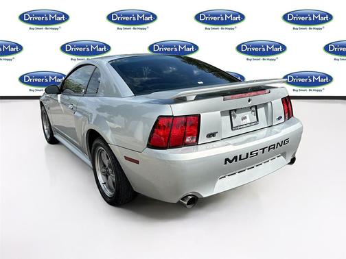 Silver Metallic 2001 Ford Mustang GT
