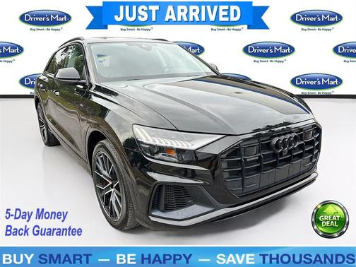 Mythos Black Metallic 2023 Audi Q8 55 Premium Plus