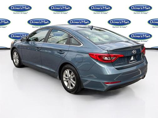 2017 Hyundai SONATA SE