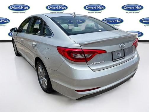 Symphony Silver 2016 Hyundai SONATA SE
