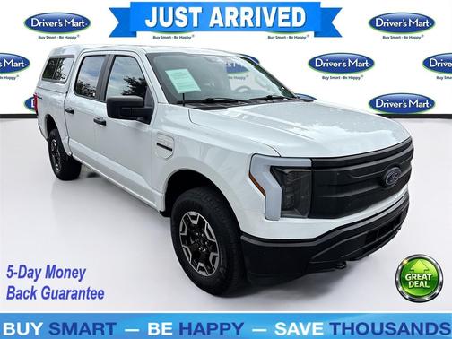 Oxford White 2023 Ford F-150 Lightning Pro