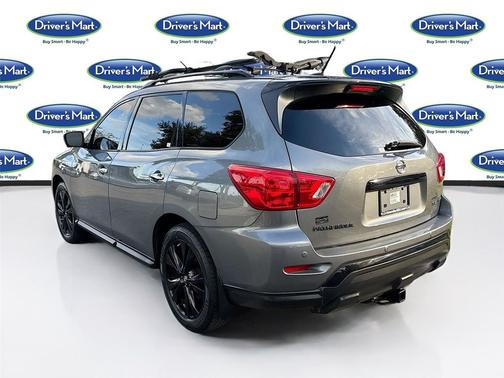 2018 Nissan Pathfinder SL