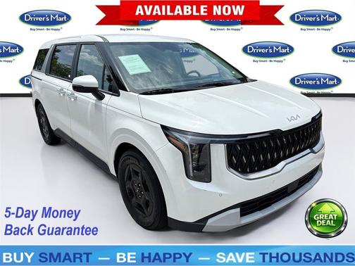 Snow White Pearl 2025 Kia Carnival LXS