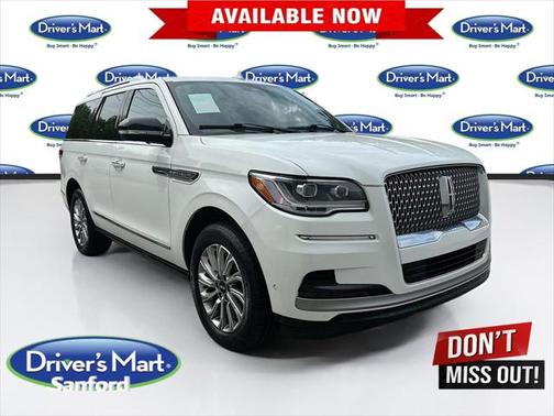 2023 Lincoln Navigator Standard