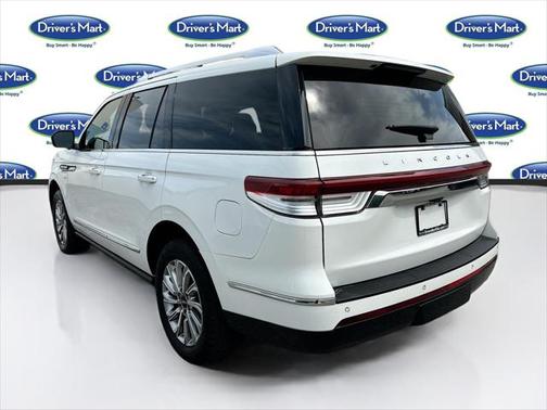 2023 Lincoln Navigator Standard