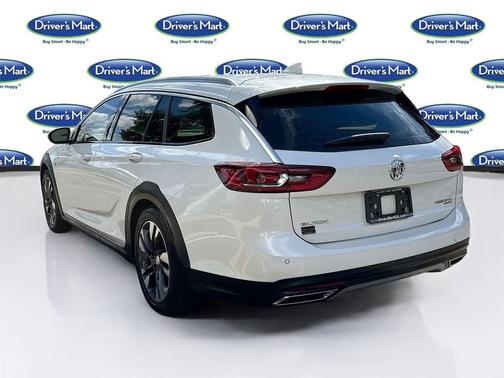 2018 Buick Regal TourX Essence